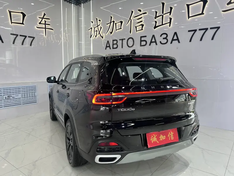 Chery Tiggo 8 — фото 4