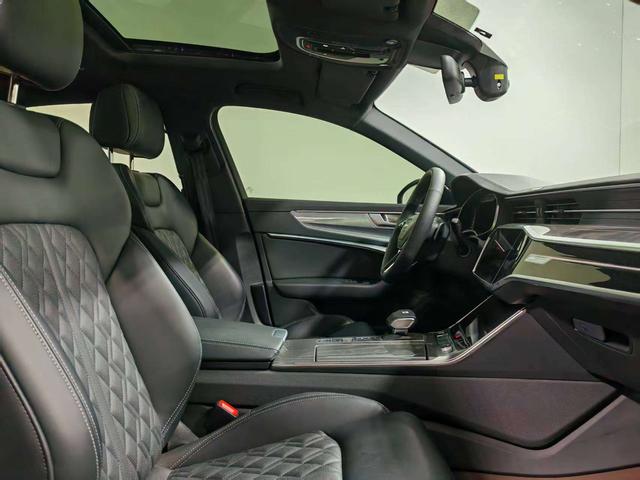 Audi A6L id 4368287 из Китая 16