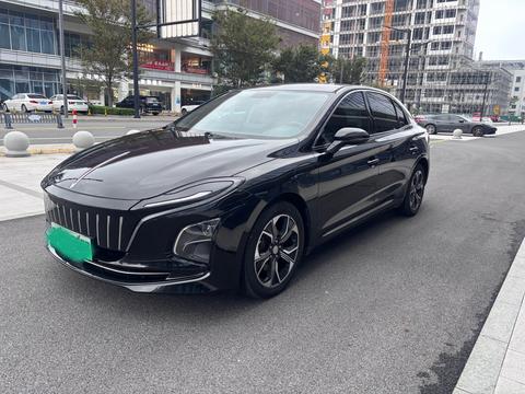 Hongqi E-QM5