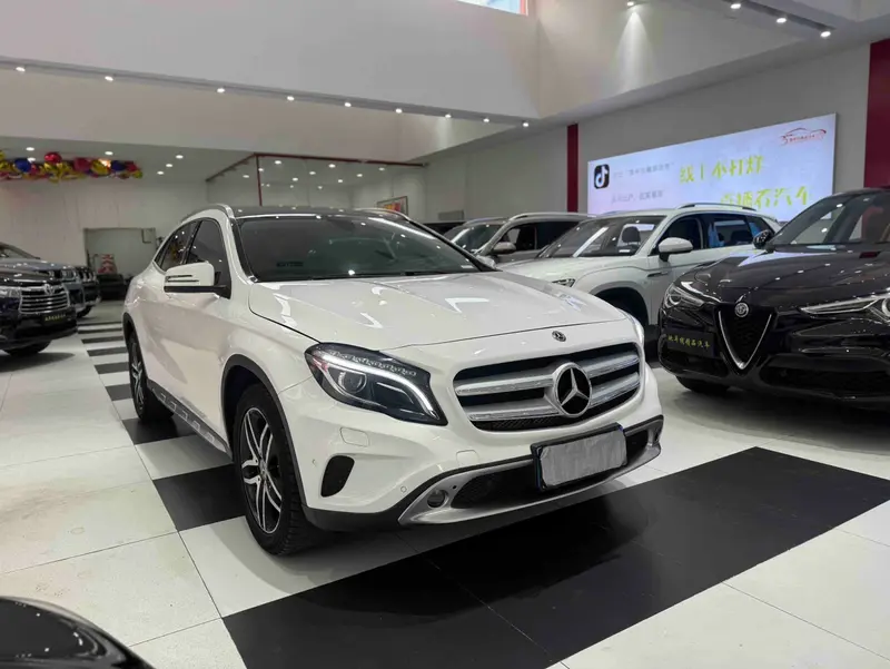 Mercedes-Benz GLA — фото 3