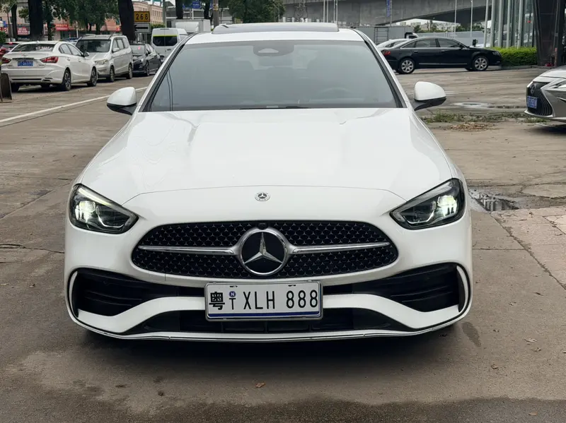 Mercedes-Benz C-Class C 200 L Sport — фото 2
