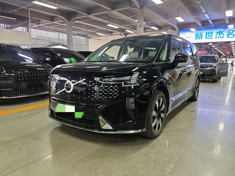 Volvo EM90