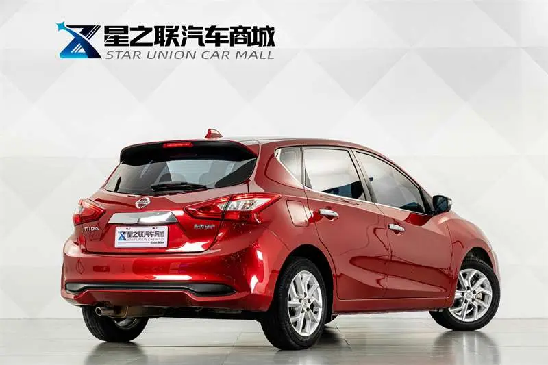 Nissan Tiida 1.6L CVT — фото 4