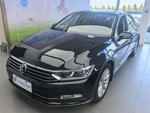 Volkswagen Magotan - фото 1