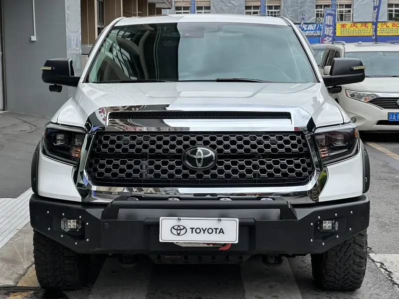 Toyota Tundra — фото 2