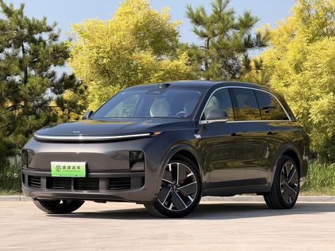 Li Auto L8