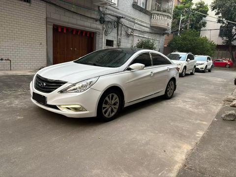 Hyundai Sonata 8, 2014 год