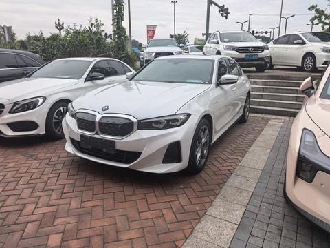 BMW i3, 2023 год