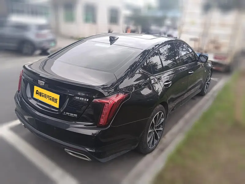 Cadillac CT5 — фото 4
