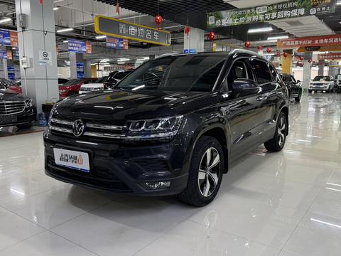 Volkswagen Tharu
