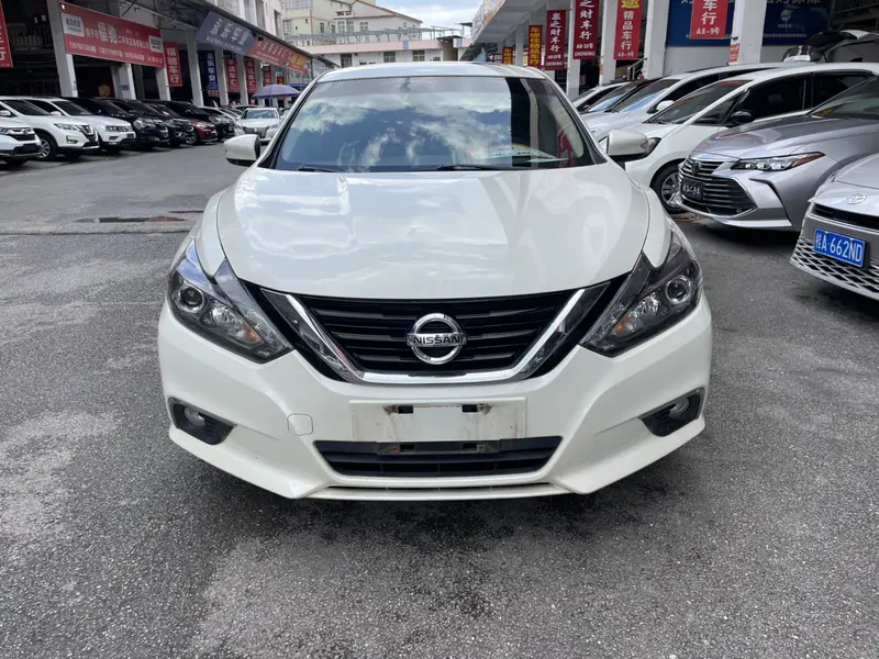 Nissan Teana — фото 2