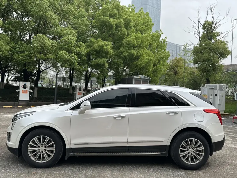 Cadillac XT5 — фото 4