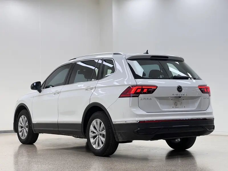 Volkswagen Tiguan L — фото 5