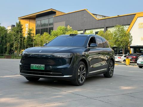 AITO M7