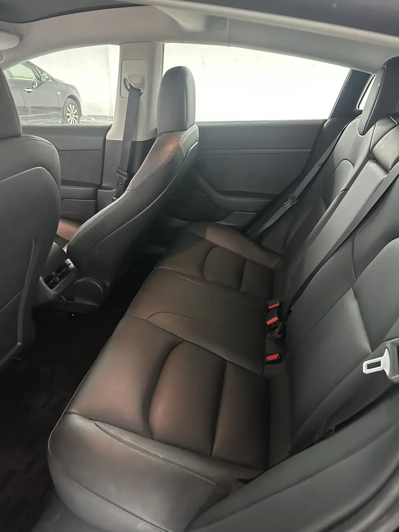 Tesla Model 3 RWD — фото 9