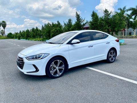 Hyundai Elantra Lingdong