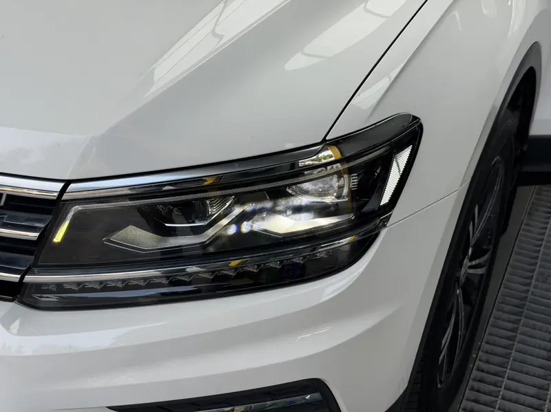Volkswagen Tiguan L — фото 6
