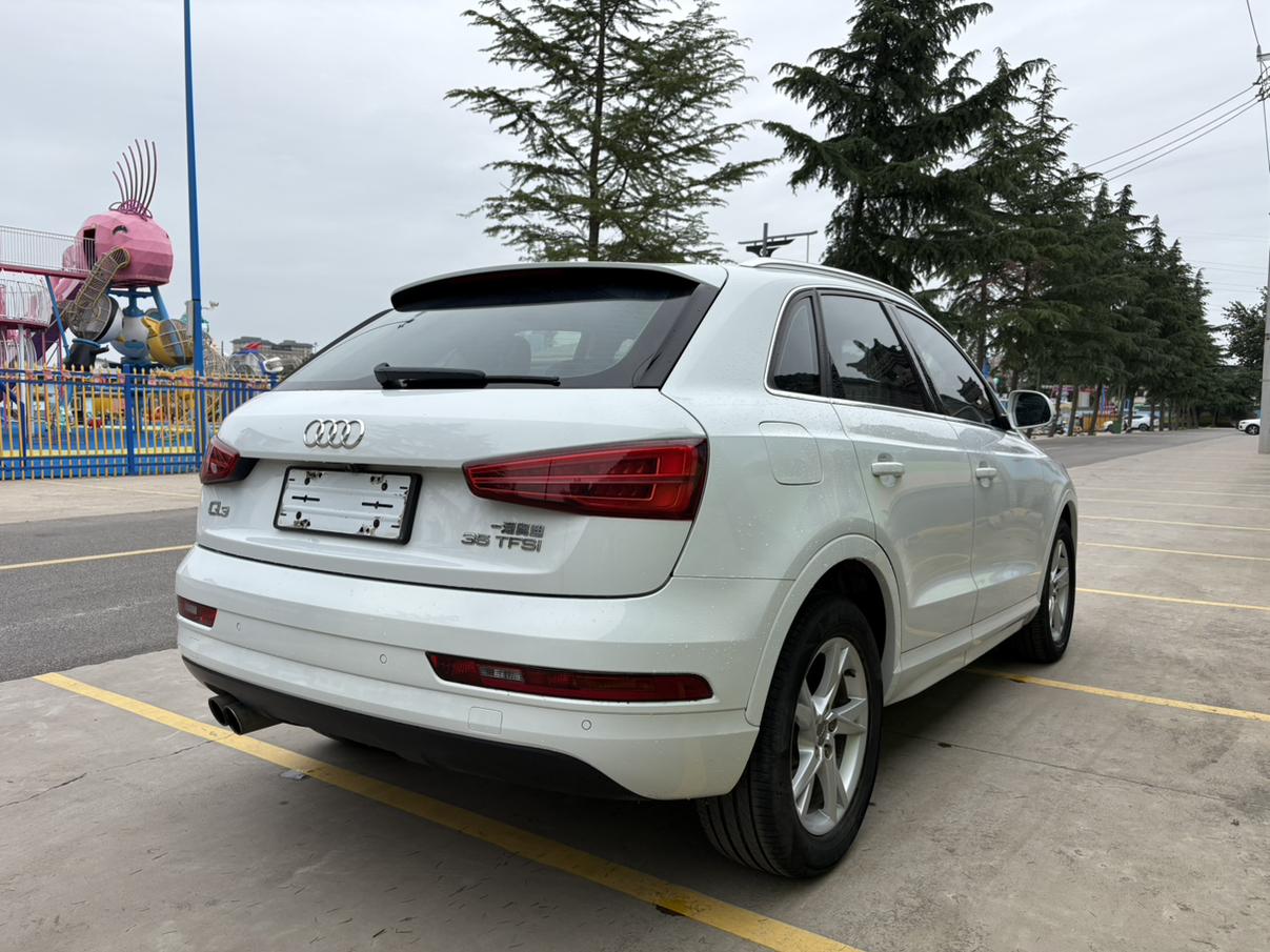 Audi Q3 — фотографии объявления, Фото 10