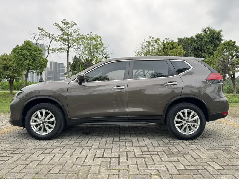 Nissan X-Trail — фото 4