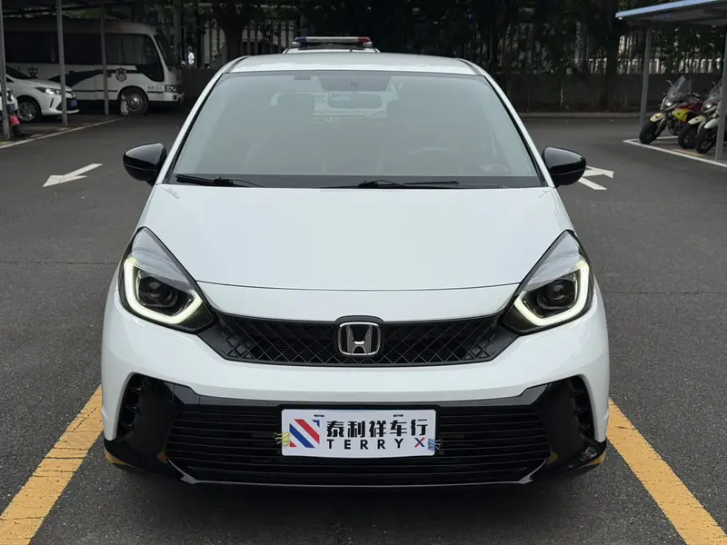 Honda Fit — фото 2