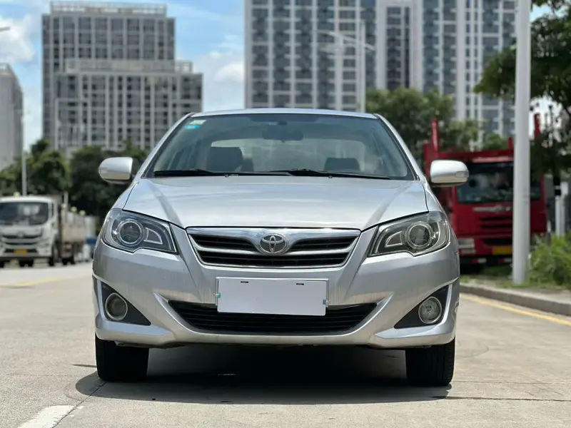 Toyota Corolla — фото 2