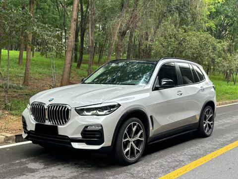 BMW X5 (Import)