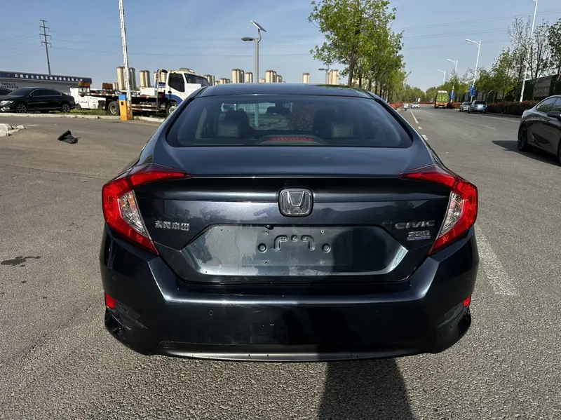Honda Civic — фото 4