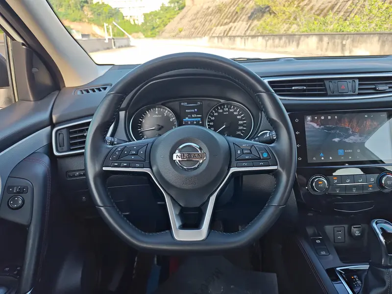 Nissan Qashqai — фото 13