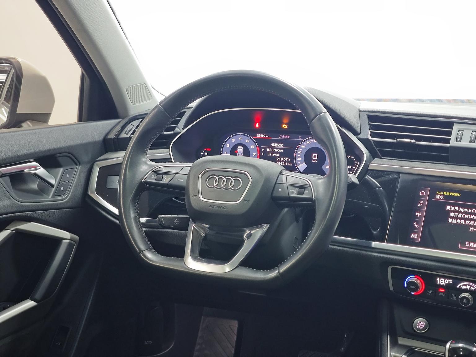 Audi Q3 — фотографии объявления, Фото 11