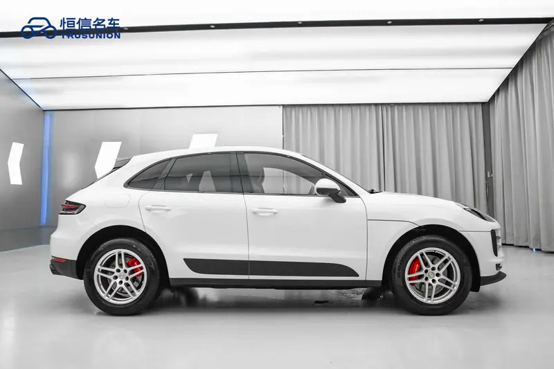 Porsche Macan — фото 7
