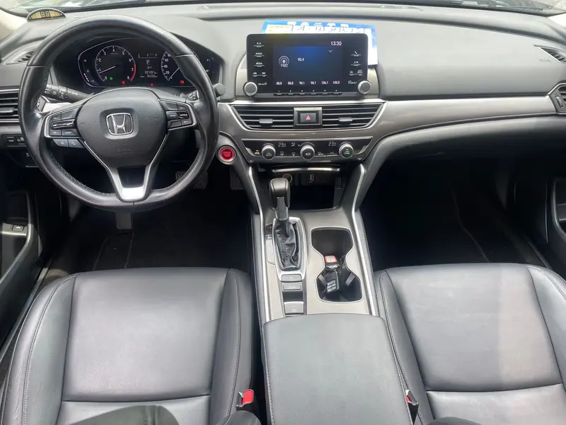 Honda Accord — фото 7