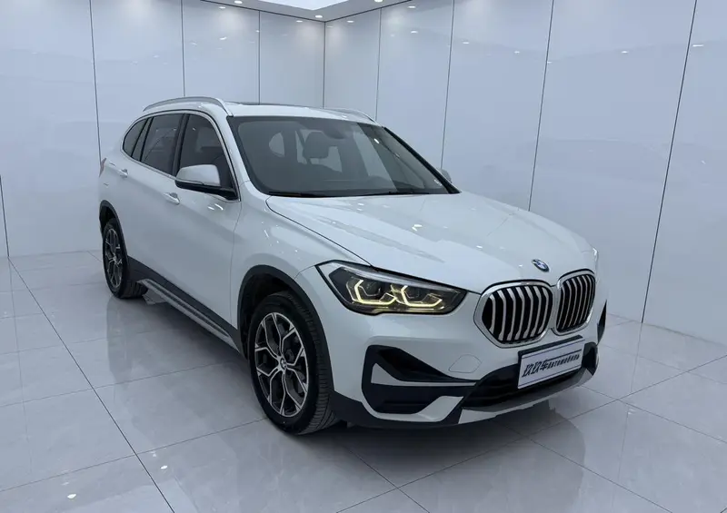 BMW X1 — фото 3