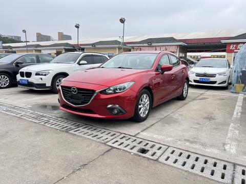Mazda Mazda3 3 2014 1.5L AT Luxury