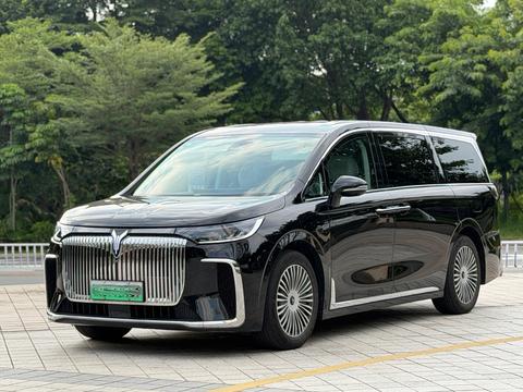 VOYAH Dreamer PHEV