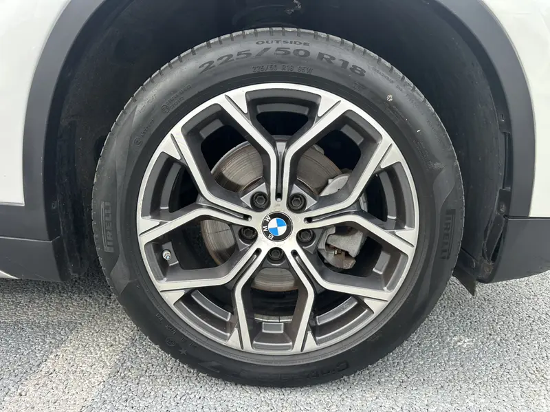 BMW X1 sDrive20Li премиум — фото 5