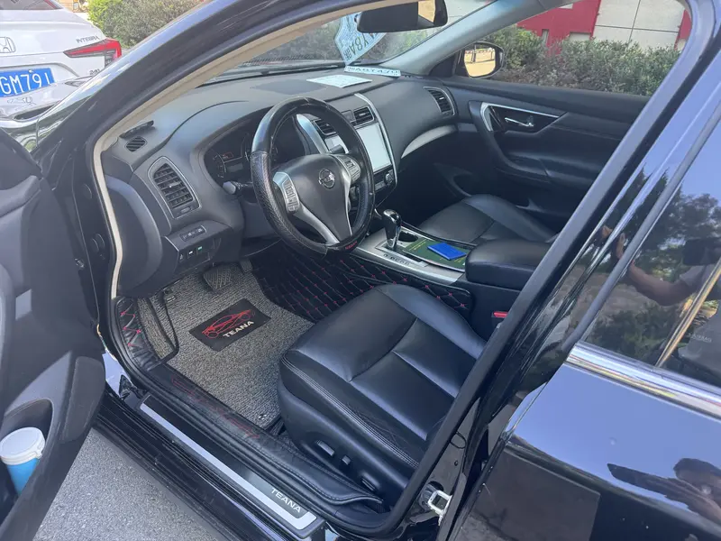 Nissan Teana 2.0 L XLComfort — фото 7