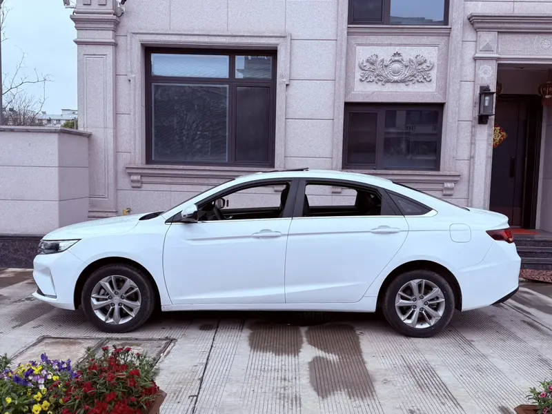 Geely Emgrand GL 1.4T CVT — фото 4
