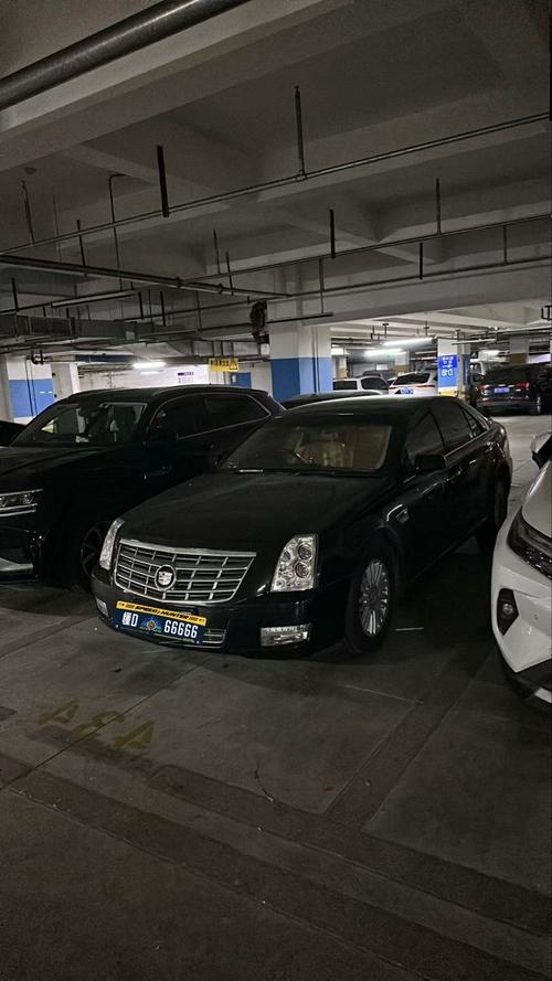 Cadillac SLS