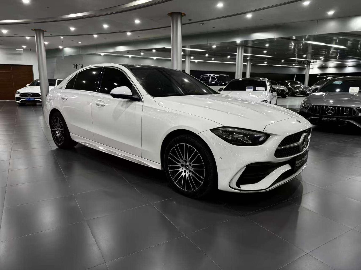 Mercedes-Benz C-Class: фотография 7 из 22