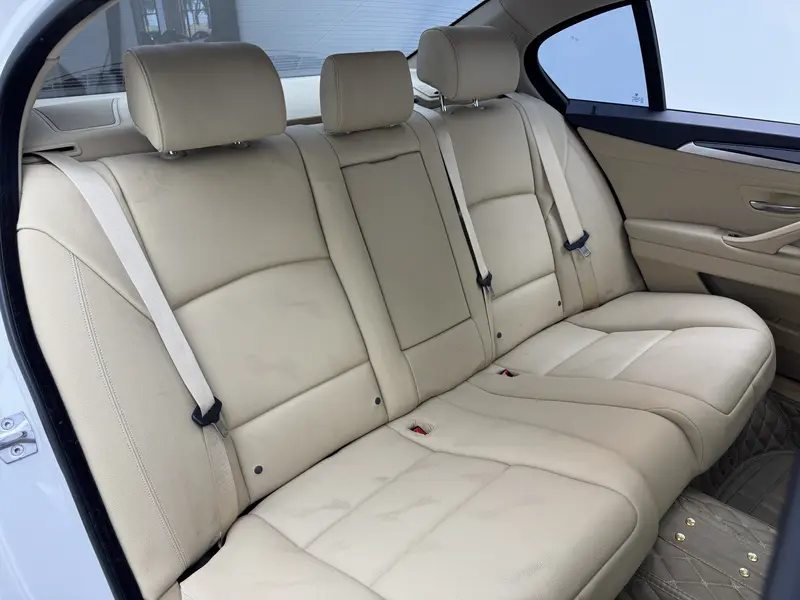 BMW 5 Series — фото 16