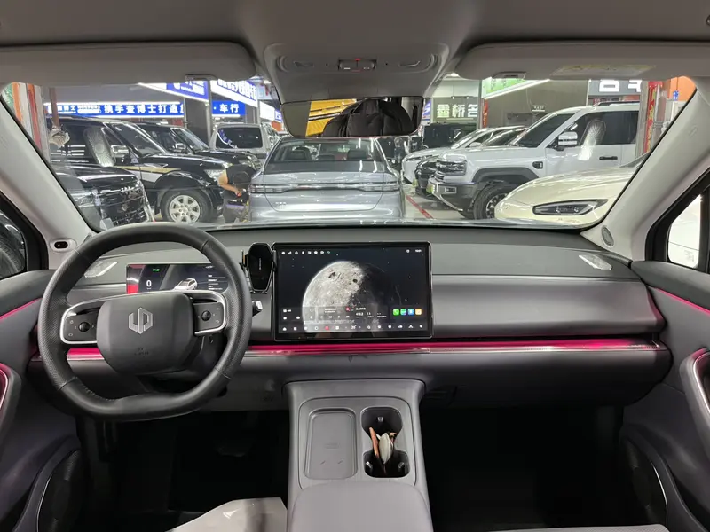 Leapmotor C 16 200 Premium Plus — фото 7