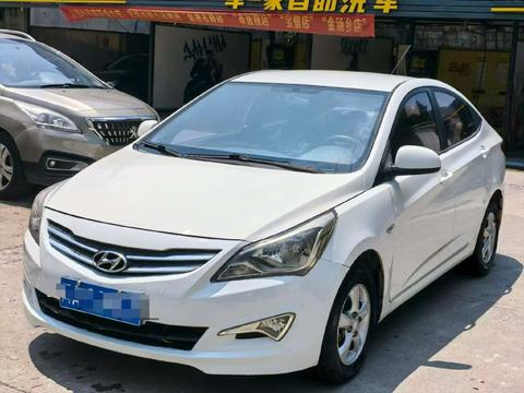 Hyundai Reina