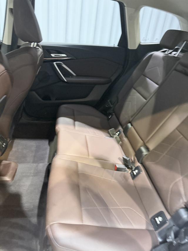 BMW X1 id 4387262 из Китая 19