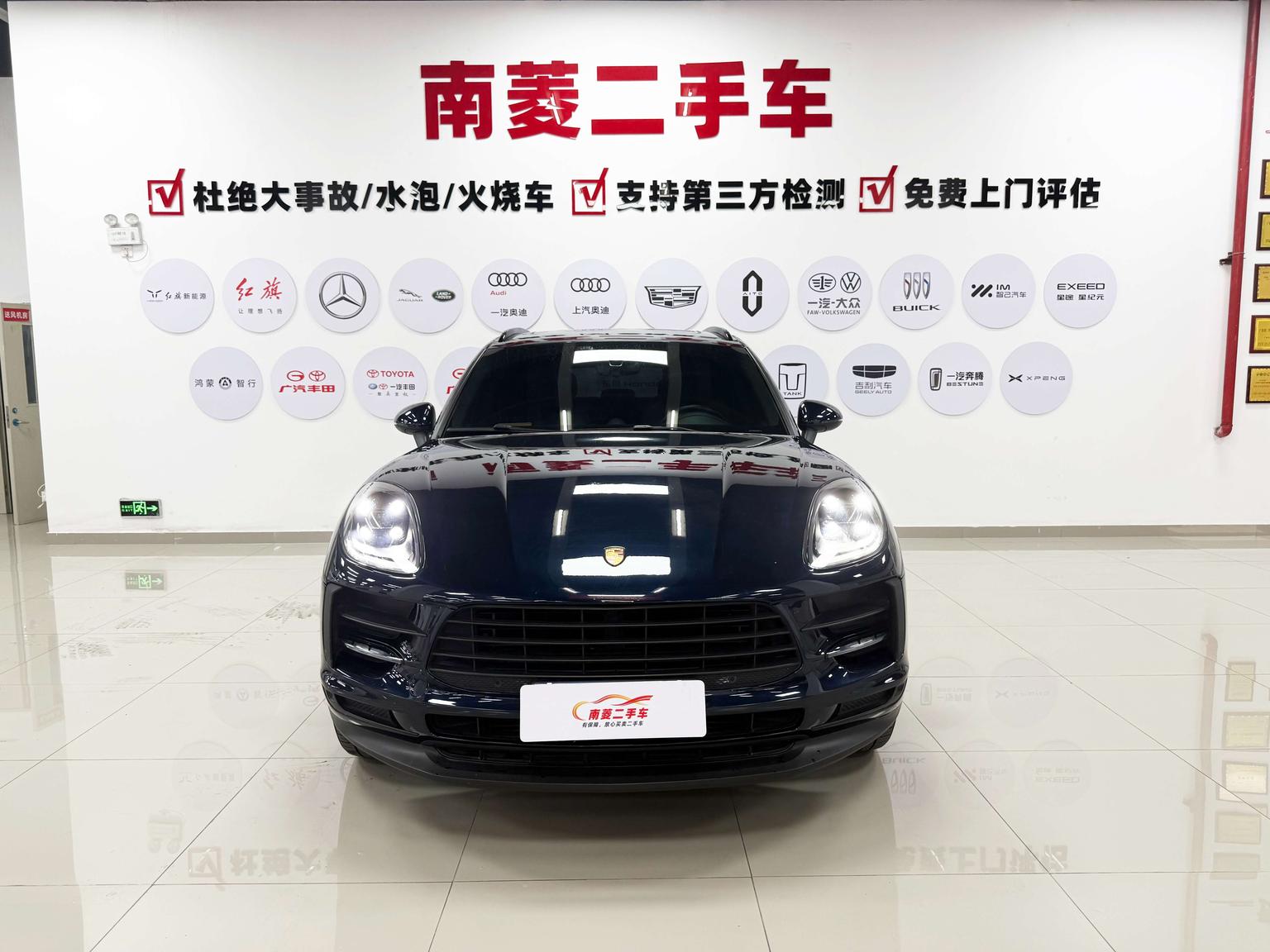 Porsche Macan: фотография 2 из 30
