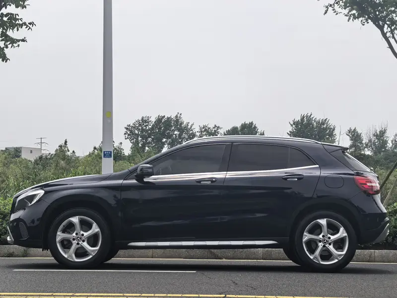 Mercedes-Benz GLA — фото 3