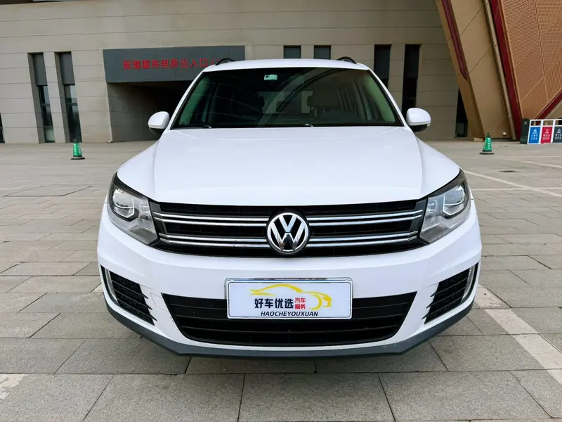 Volkswagen Tiguan — фото 2
