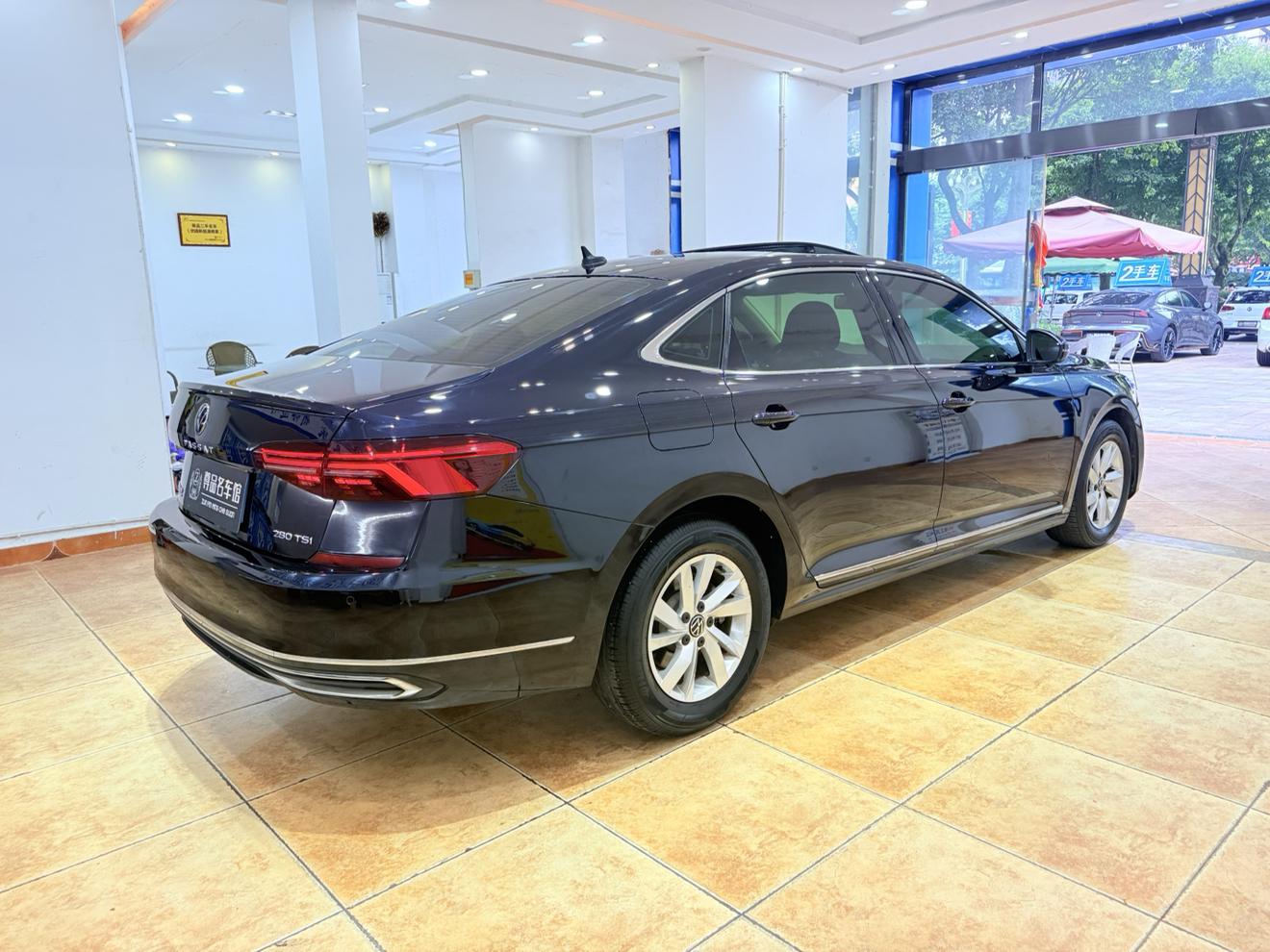 Volkswagen Passat: фотография 4 из 20