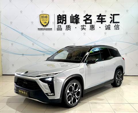 Nio ES8