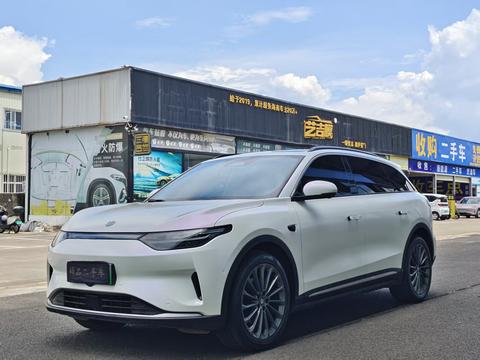 Leapmotor C11