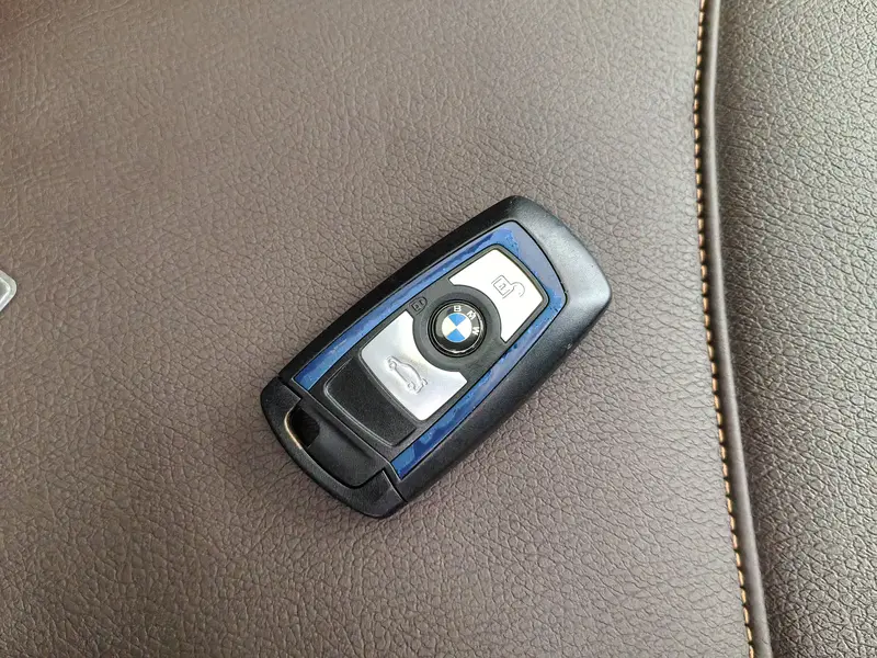 BMW X3 xDrive20i M спорт — фото 13